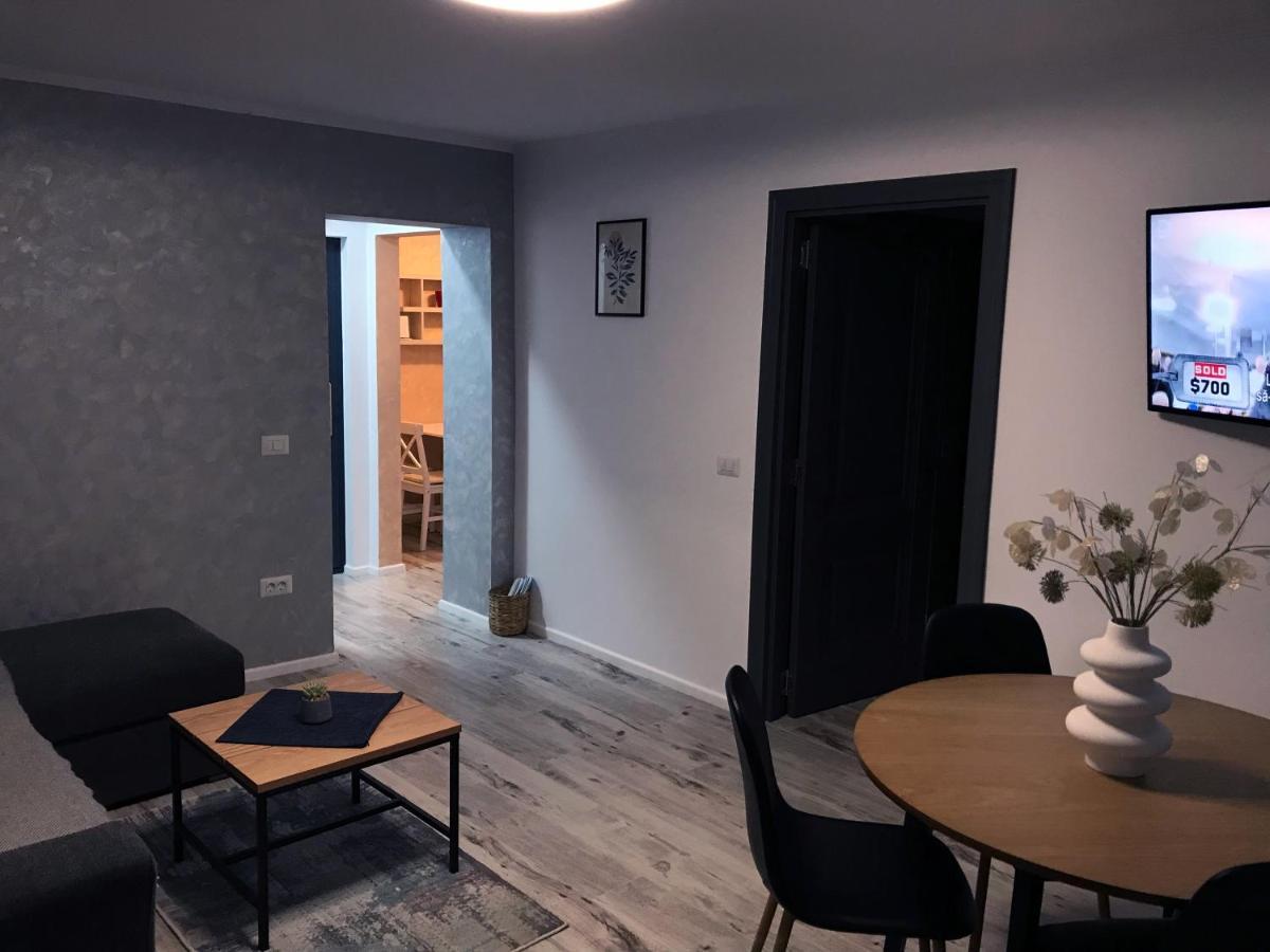 Homely Apartment Suceava Eksteriør bilde